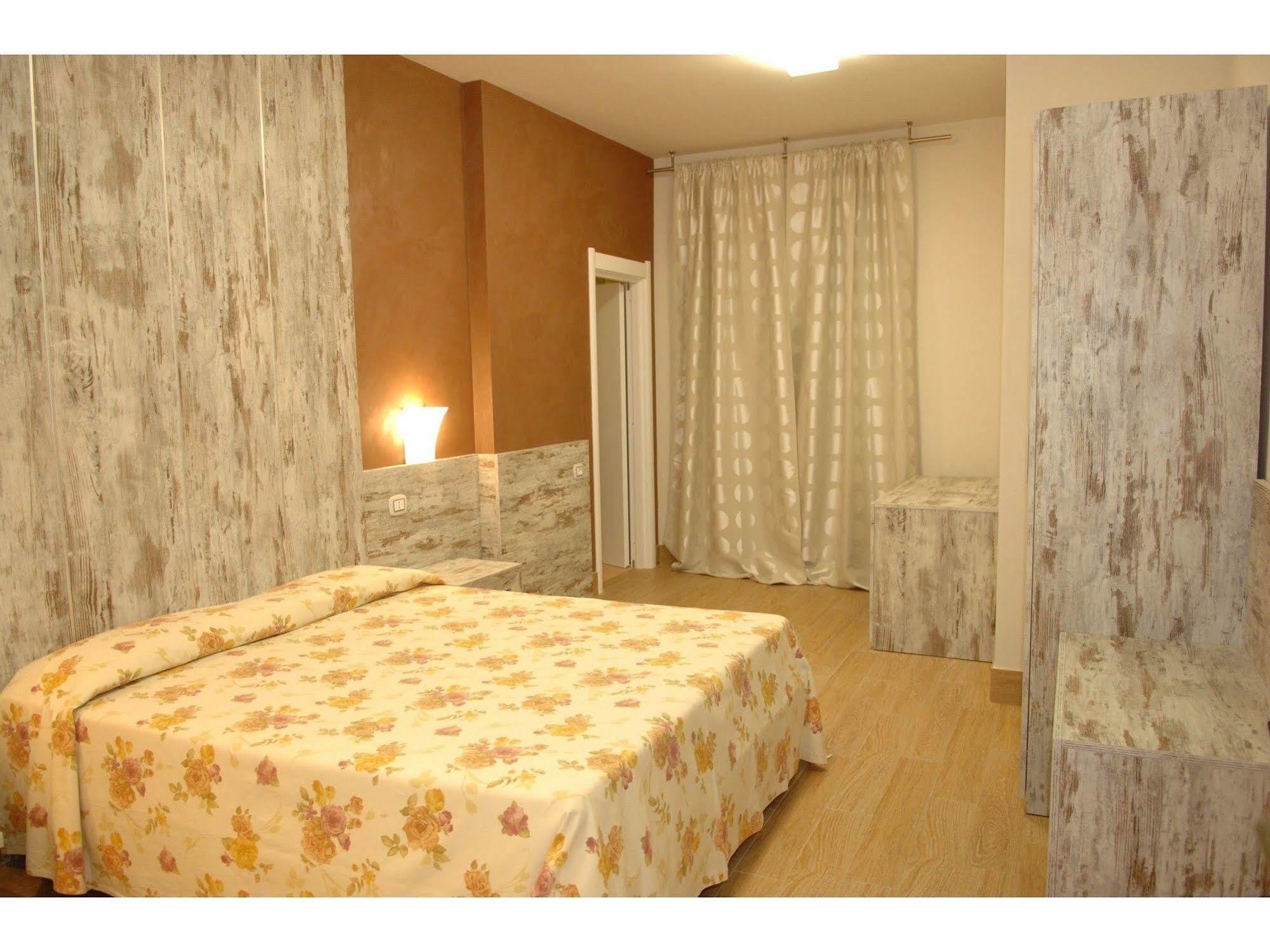 Hotel La Rosa Dei Venti Monte San Giusto Cameră foto